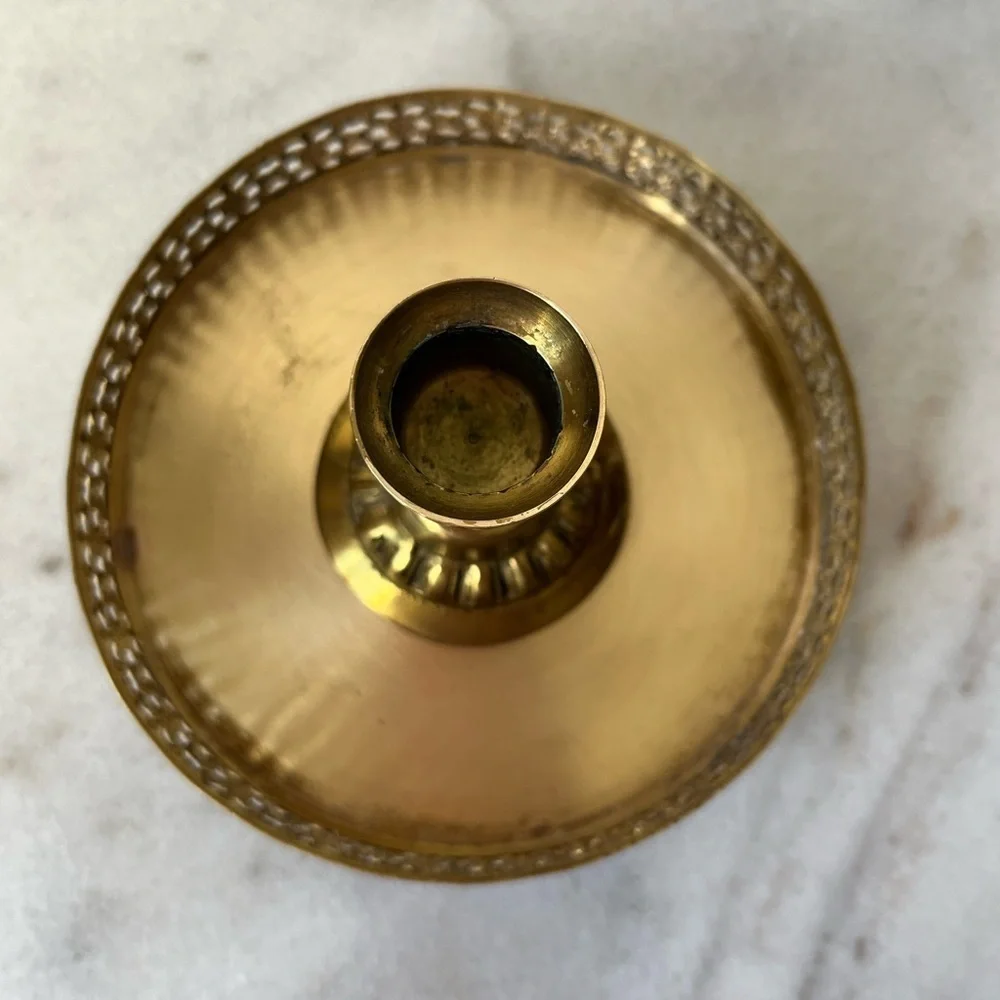 Vintage filigree candleholder with tray and feet